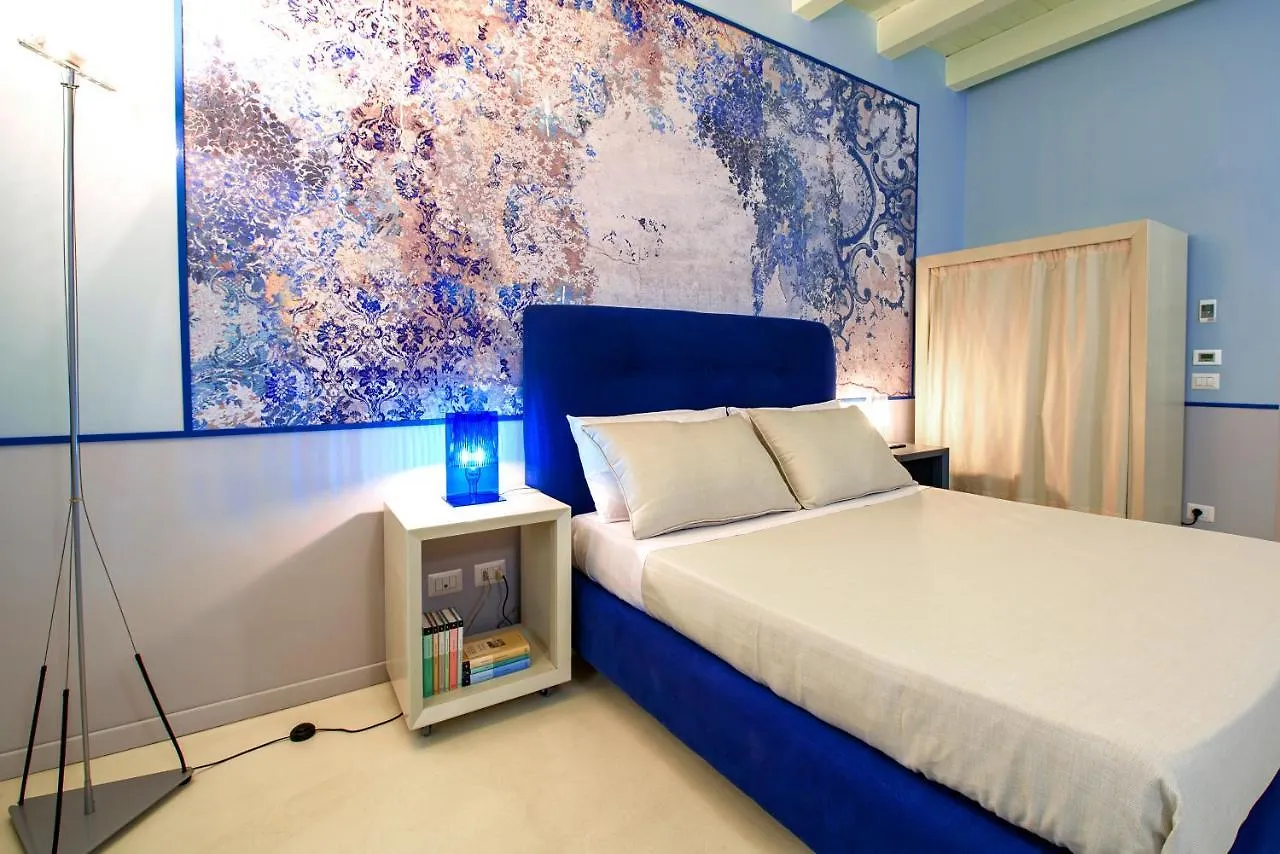 Celso 14 Hotel Palermo 2*,  Italy